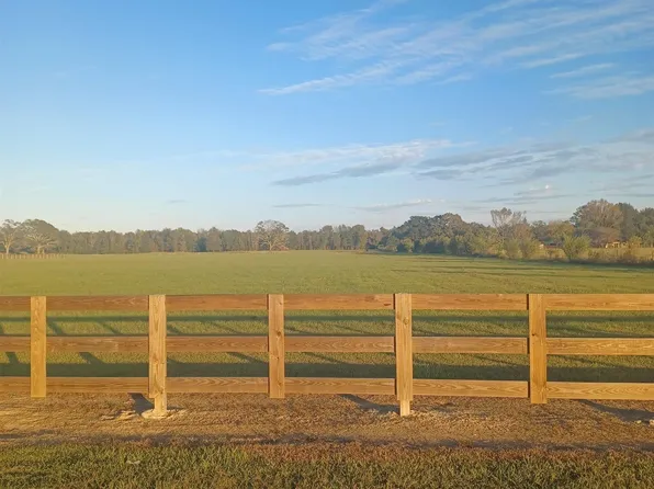 22040 Plank Rd, Zachary, LA 70791