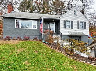 18 Waller Rd, Trumbull, CT 06611