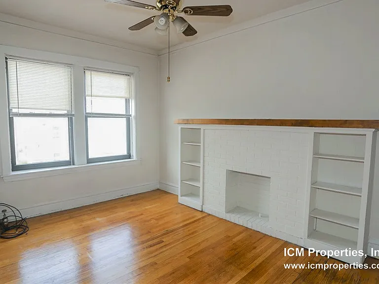 4848 N Rockwell St #2 — Photo 1