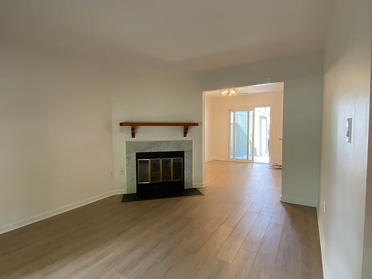 15618 Emery Ct — Photo 7