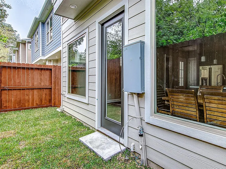 5105 Pine Reach Dr — Photo 29