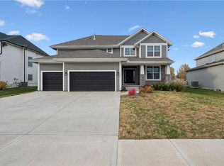 17150 W 164th St, Olathe, KS 66062