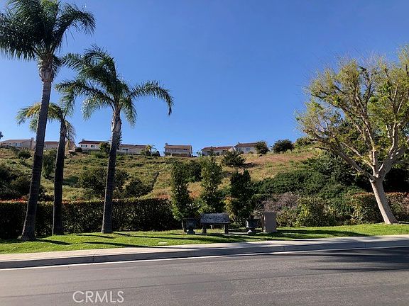 3rd image of 19736 Crystal Hills Ln