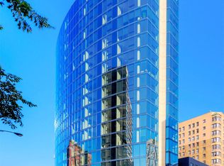 2950 N Sheridan Rd APT 404, Chicago, IL 60657