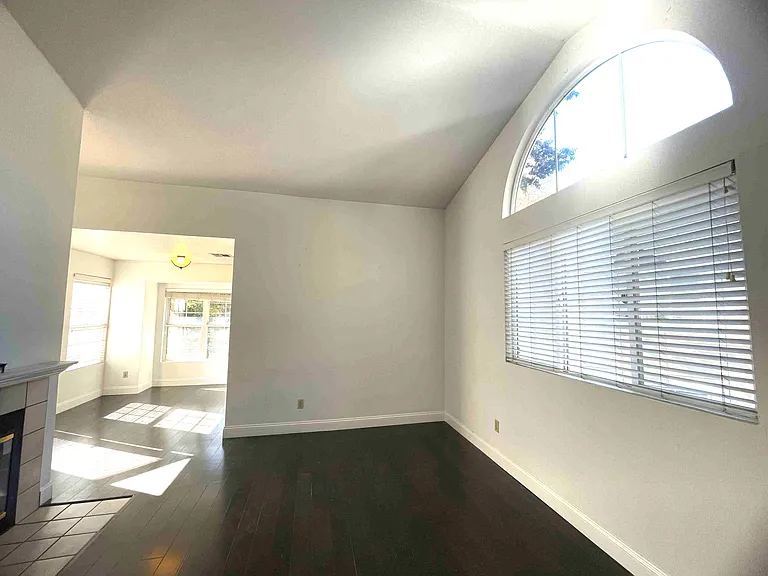 1208 Forest Run — Photo 1