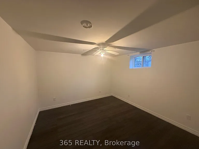 202 Renforth Dr #BASEMENT — Photo 18