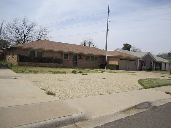 3rd image of 1411 Mogford St