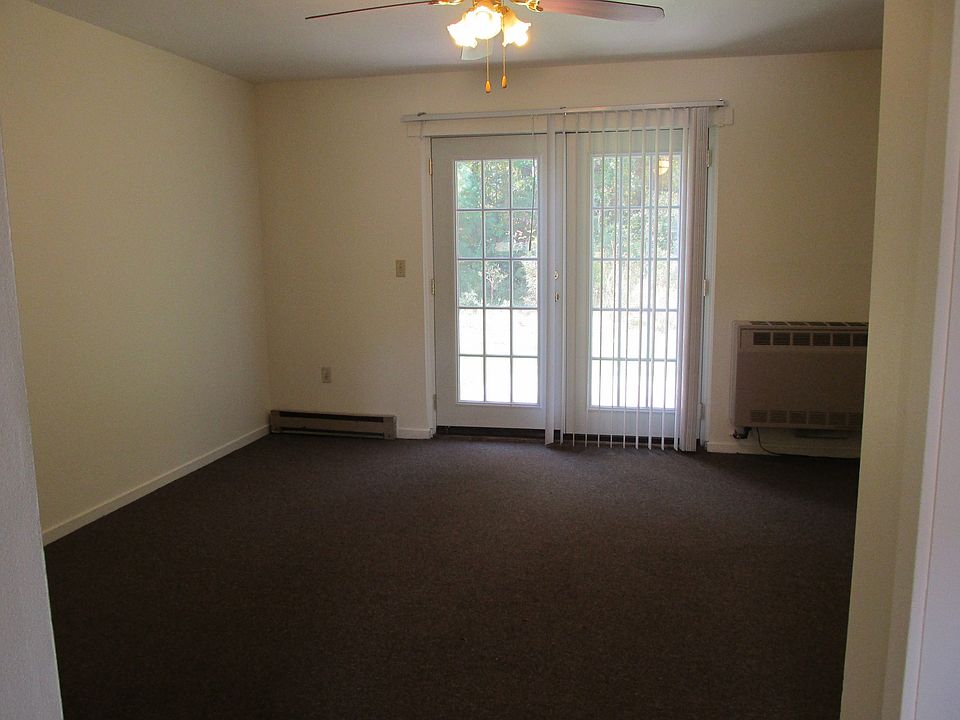 382 Autumn Pond Way Essex Junction VT Zillow