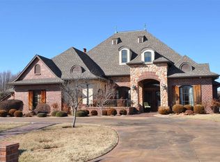 4433 Kinnyon Dr, Woodward, OK 73801