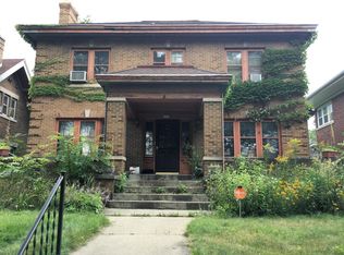 2655 N Grant Blvd, Milwaukee, WI 53210
