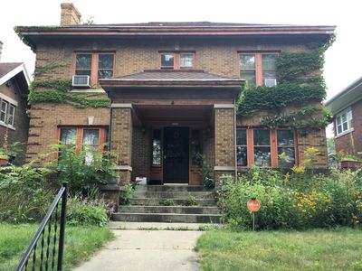 2655 N Grant Blvd, Milwaukee, WI, 53210