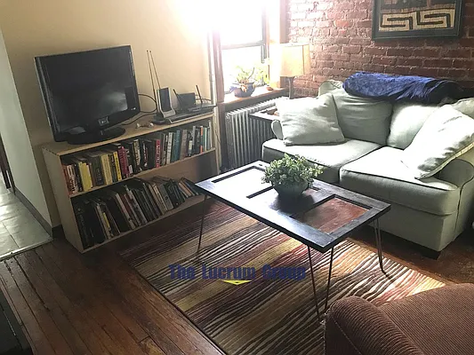 Rented by Lucrum Group | media 19
