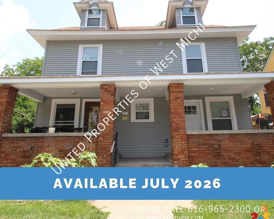 1st image of 102 Fuller Ave SE