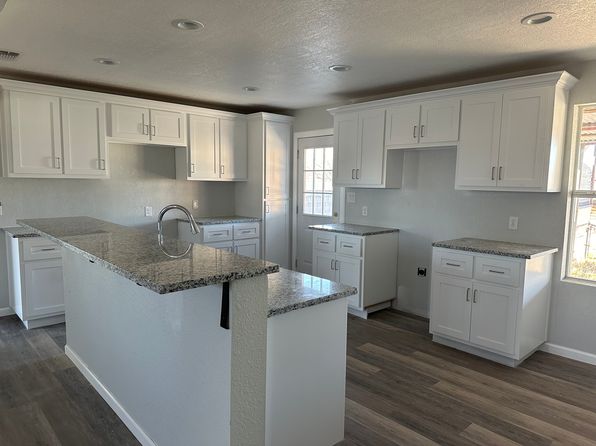 201 W 15th St