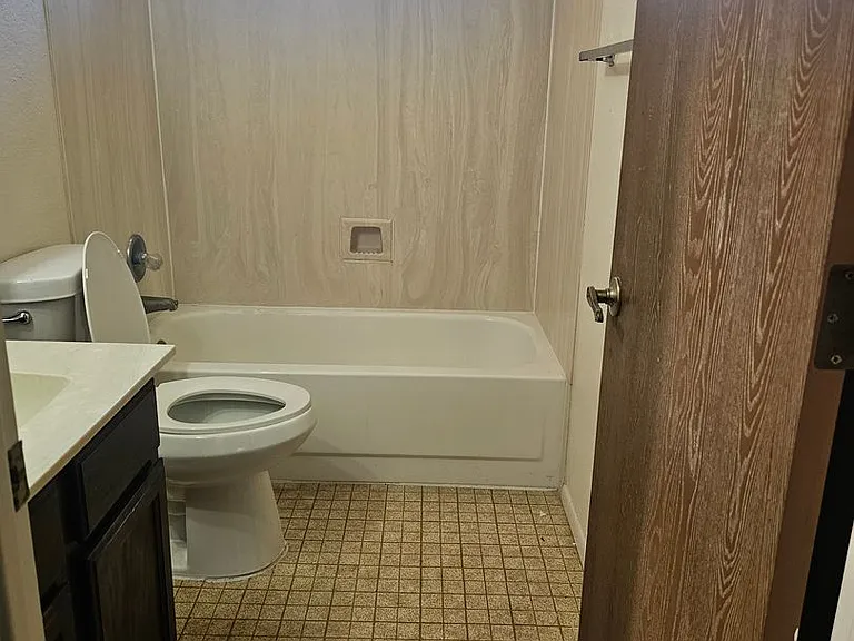 1401 Paseo San Luis #A — Photo 9