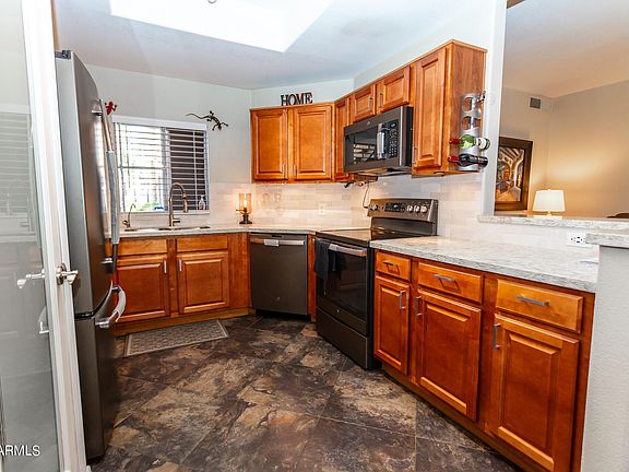 5th image of 3830 E LAKEWOOD Parkway E #1158