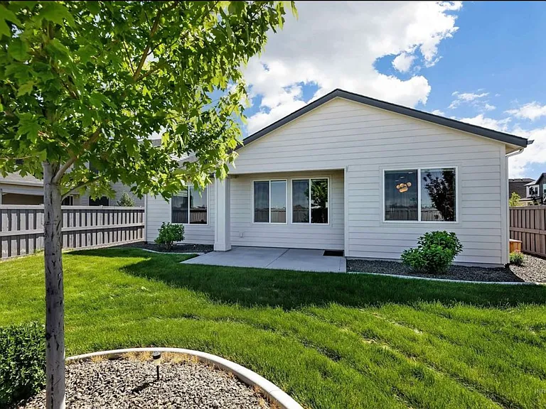 18245 Hush Creek Way — Photo 4