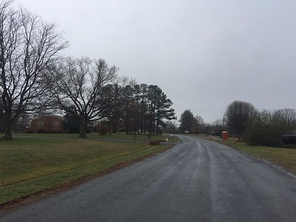 5th image of 96 Ivy Knoll Dr