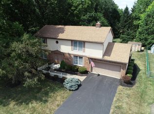 1674 Tuscarora Dr, Grove City, OH 43123