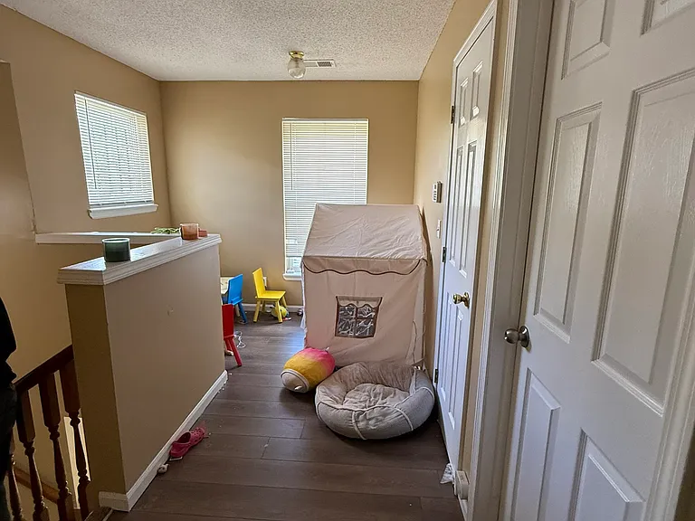 4202 Flora Ave #4200 — Photo 39