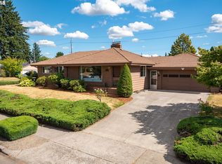 10762 NE Hoyt St, Portland, OR 97220