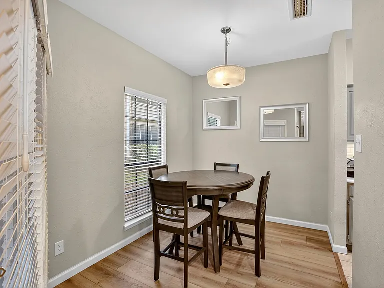 1106 Quail Valley Ln #120 — Photo 10
