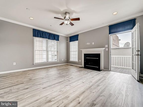 Large living room with gas fireplace