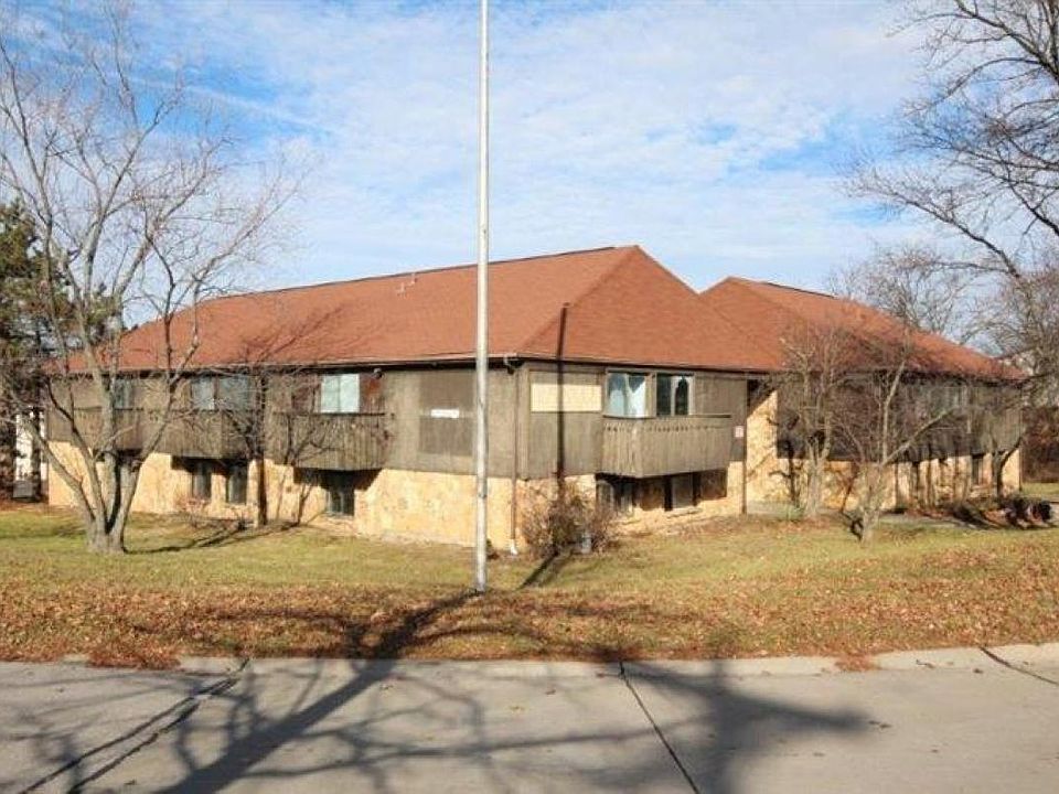 1st image of 6948 Oakwood Dr