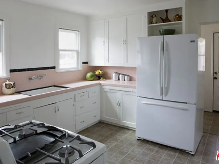 3621 Greenfield Ave — Photo 8