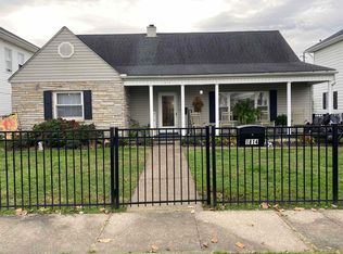 1814 Chestnut St, Kenova, WV 25530