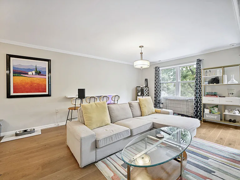 1622 5th St NW #B — Photo 5