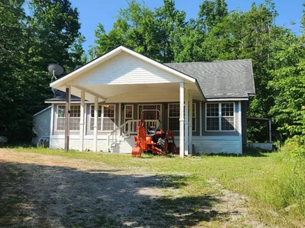 1025 Lakeside Trl, Barton City, MI 48705