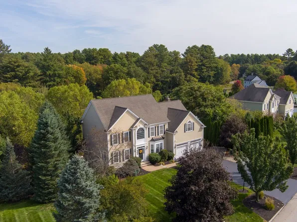 3 Dairy Dr, Upton, MA 01568