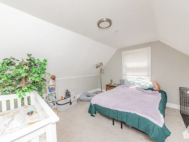 2923 N Avers Ave #2 — Photo 16