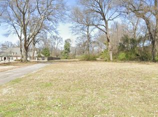 4466 Chickasaw Rd, Memphis, TN 38117