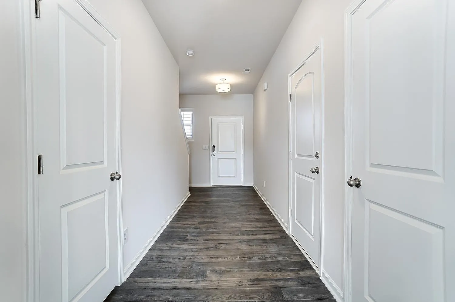 3 bed, 2.5 bath, 1445 sqft, $1,995 — Photo 3
