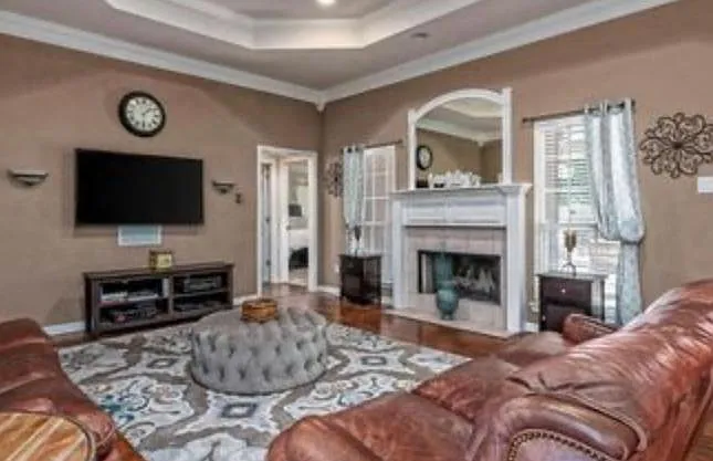 904 Oakmont Dr — Photo 14