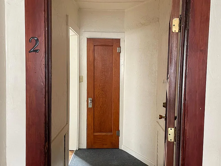 1208 8th Ave — Photo 10