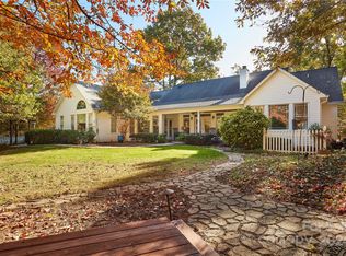 378 Collinsville Rd, Columbus, NC 28722