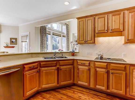 5th image of 6119 Dunmoor Valley Ct