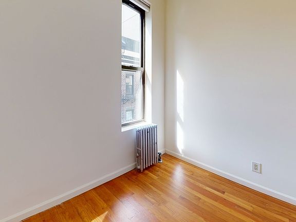 4th image of 303 E 76th St APT 19