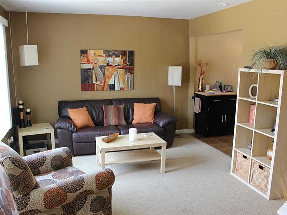 2nd image of 8227 Dartmouth Dr