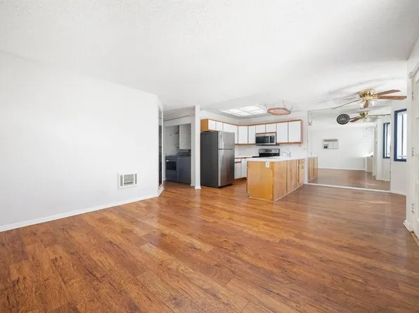 12616 Lakeshore Dr APT 40, Lakeside, CA 92040