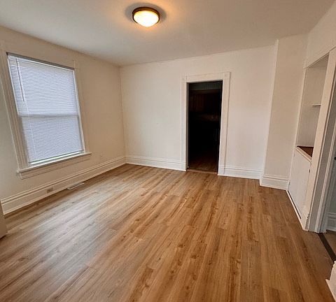 3rd image of 630 Hagerer St #1