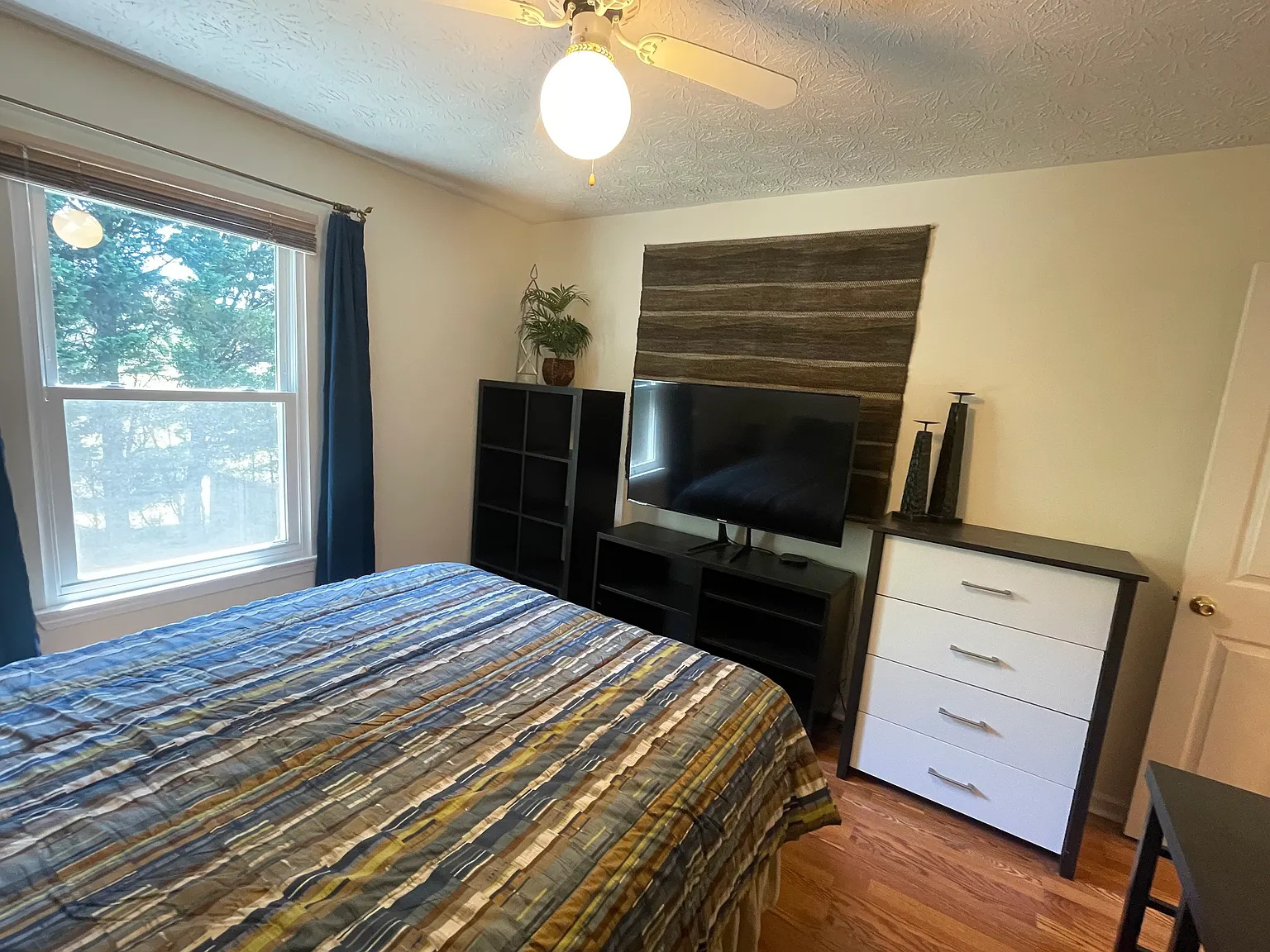 3 bed, 1422 sqft, $750 — Photo 3