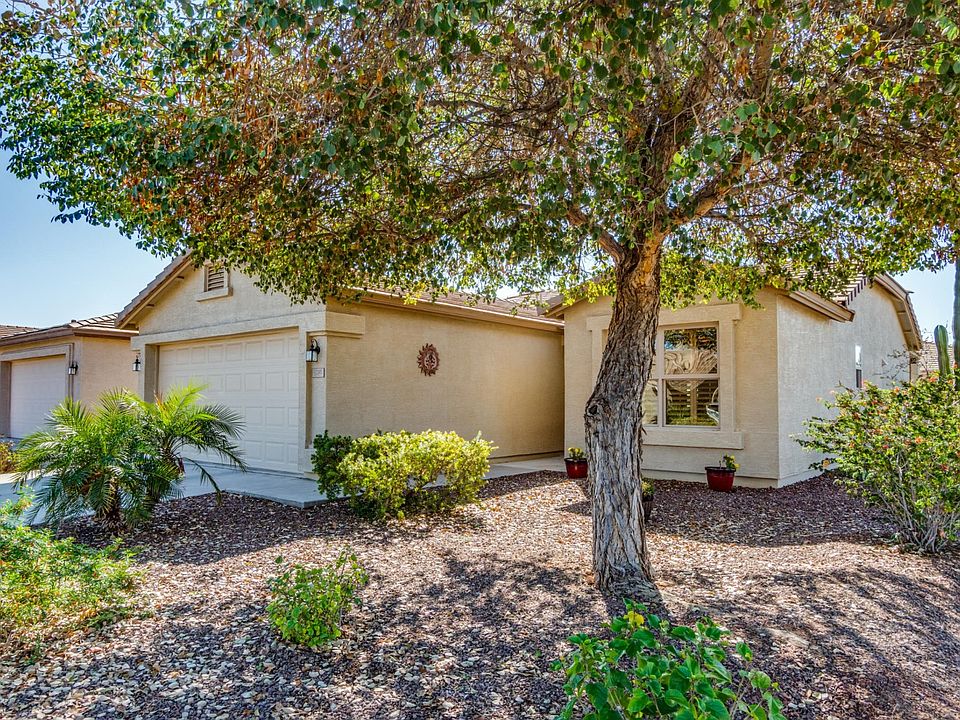 3789 E Hazeltine Way1