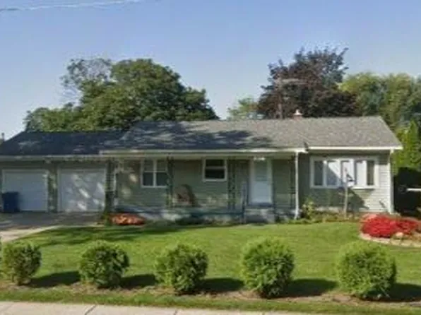 255 Anderson St NW, Sparta, MI 49345