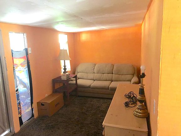 2nd image of 478-650 Lake Forest Dr