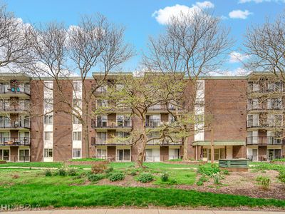 5S040 Pebblewood Ln APT W308, Naperville, IL, 60563