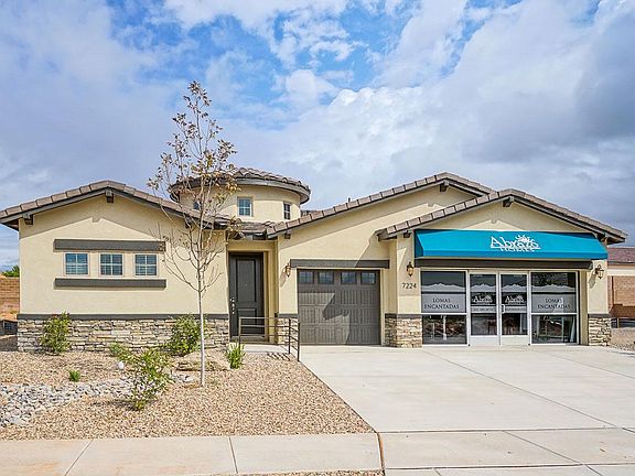 Front Exterior - Ella Lomas Encantadas